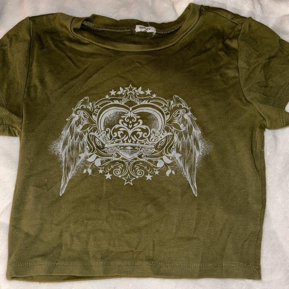 Deep green baby tee with graphic design!
